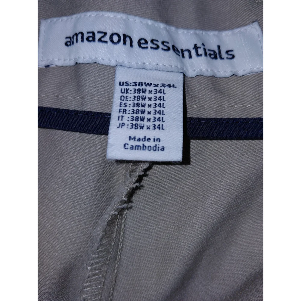 NEW Amazon Essentials Mens 38x34 Beige Classic Casual Pleated Front Khaki Pants
